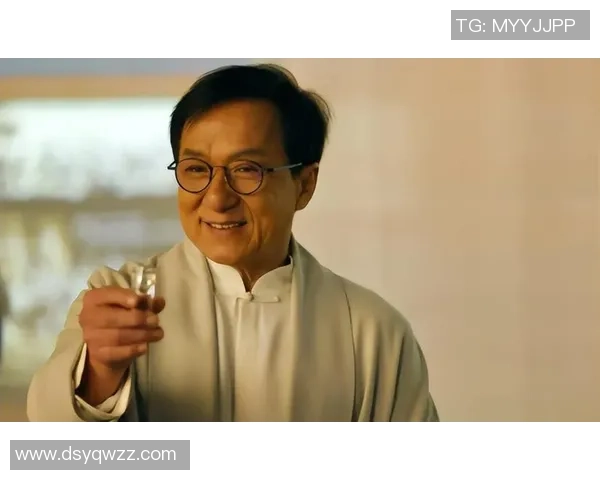 成龙与足球明星亲密合影展现体育与娱乐界的完美融合